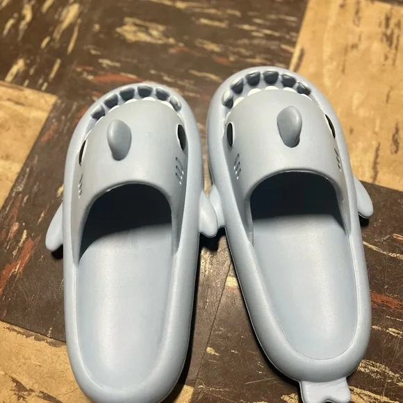 Cute Shark Slippers in Light Blue - Picture 6 of 7